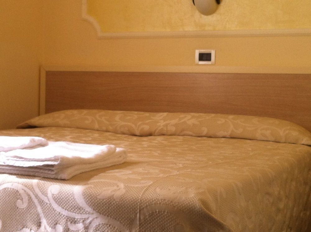 Hotel Orly 체제나티코 외부 사진