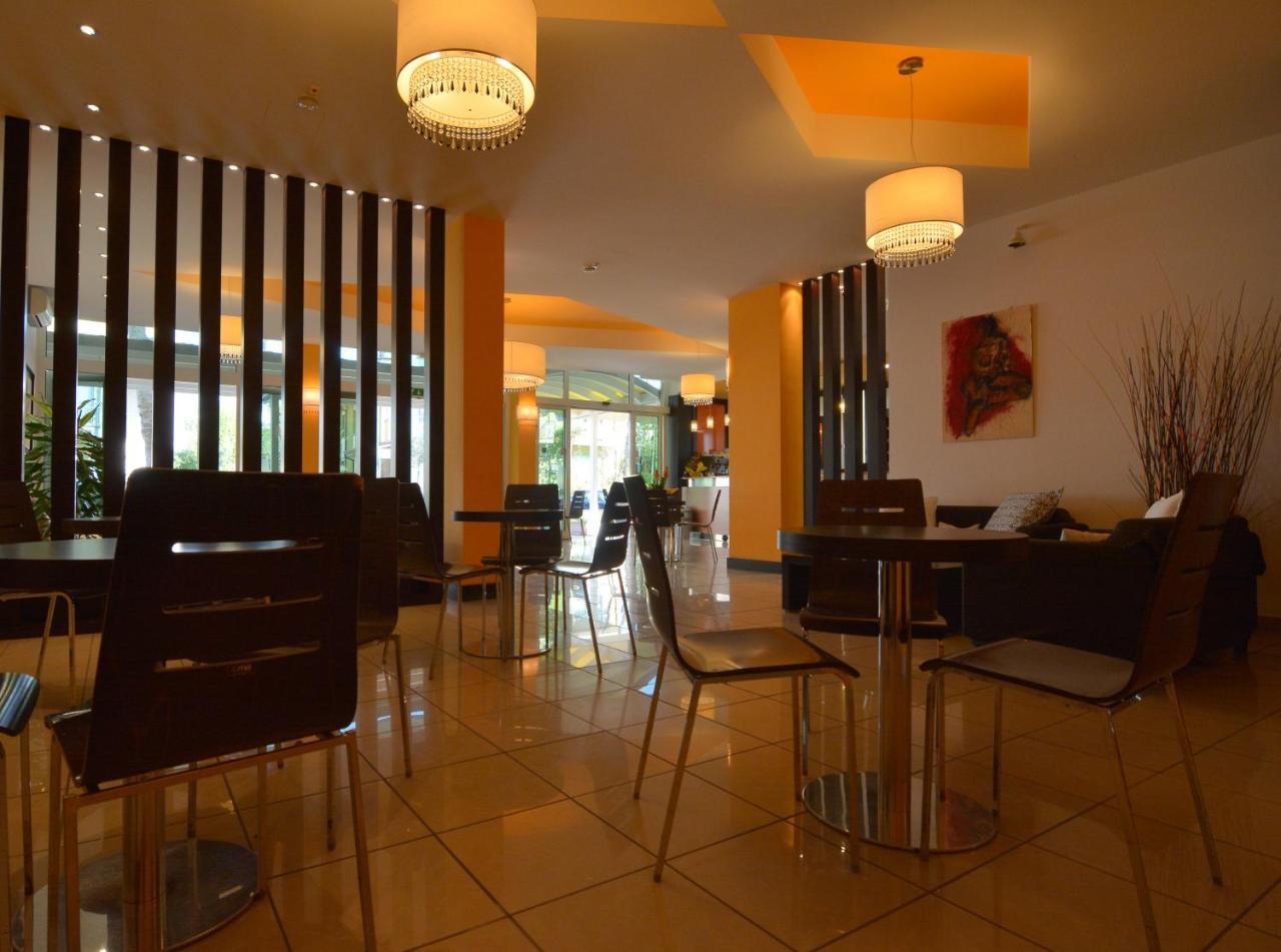 Hotel Orly 체제나티코 외부 사진