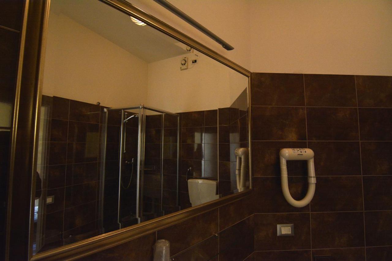 Hotel Orly 체제나티코 외부 사진