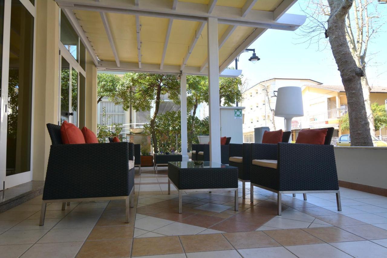 Hotel Orly 체제나티코 외부 사진